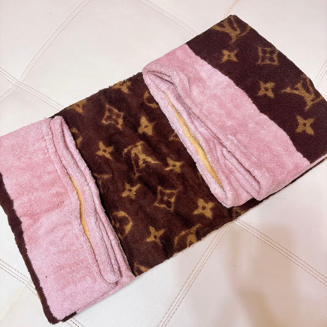 【美品未使用】LOUIS VUITTON ピンク　ビーチタオル　タオルケット