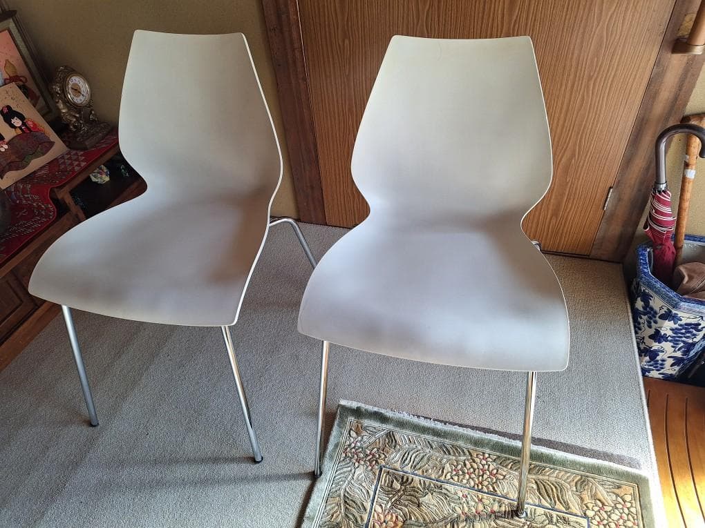 美品！Kartell MAUI「カルテル マウイ」ダイニングチェア 白2脚セット