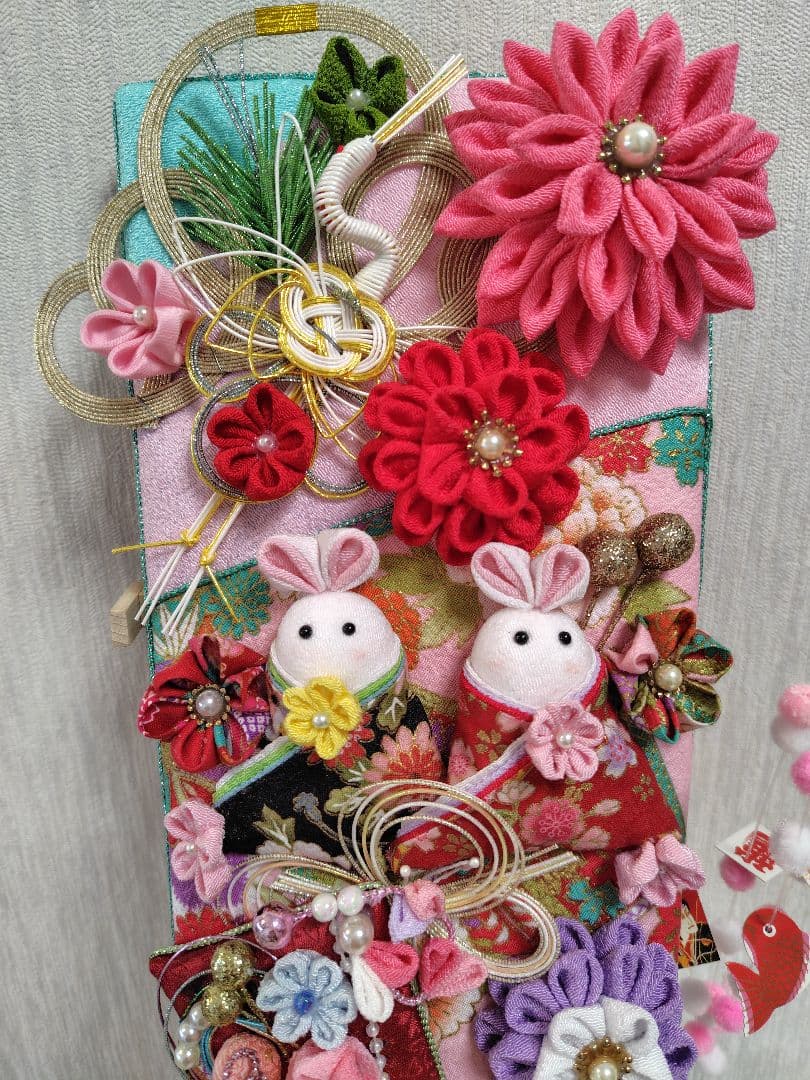 № 240 　羽子板　雛飾り　誕生祝　お正月羽子板 つまみ細工(スタン付き）