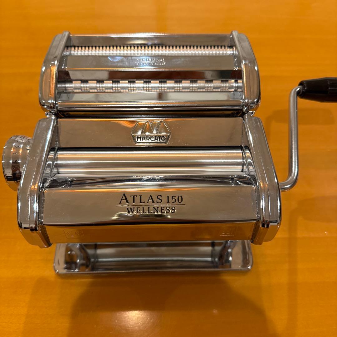 ATLAS 150 WELLNESS パスタ製造機