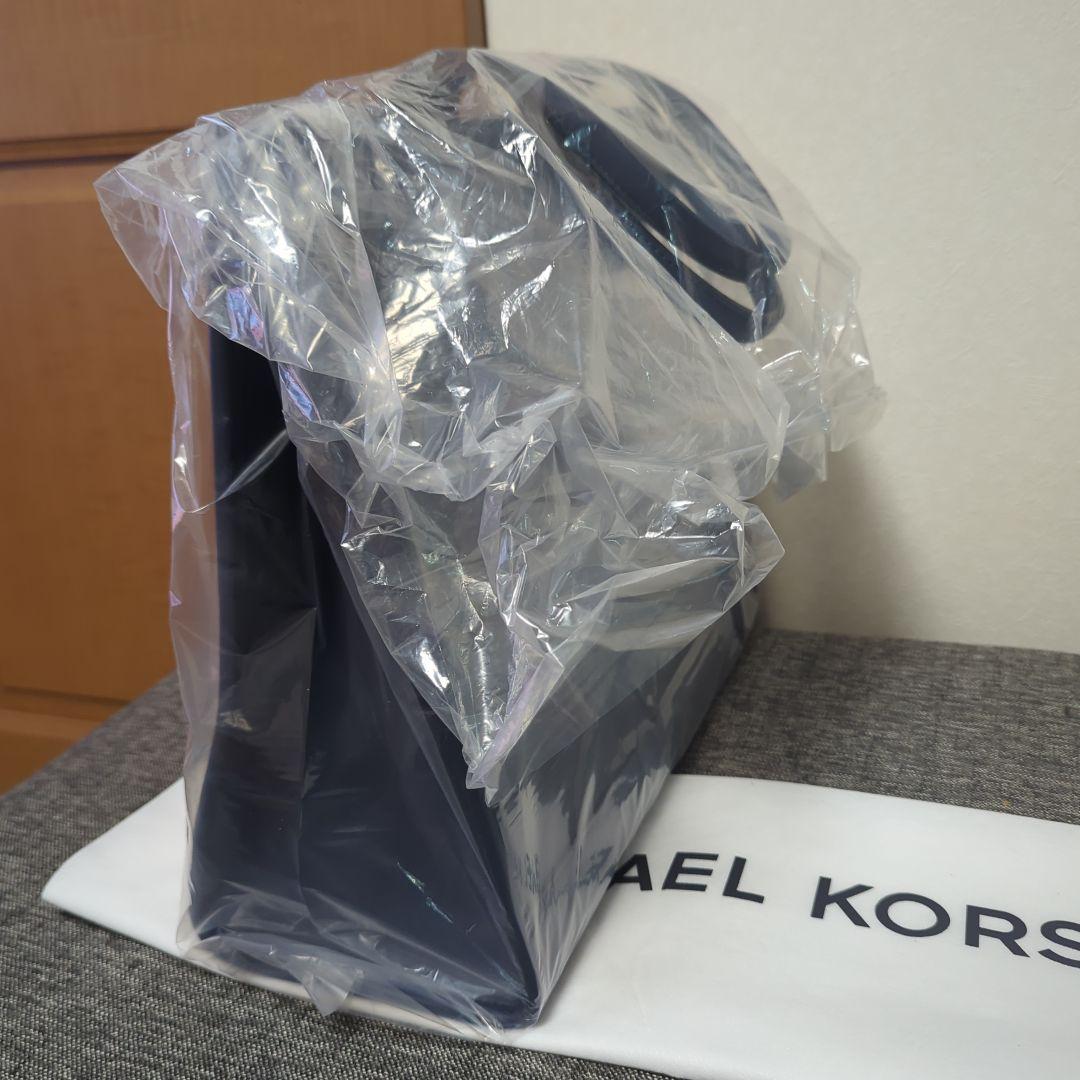 MICHAEL KORS　 マイケルコース　新品未使用　未開封　おまけ付き