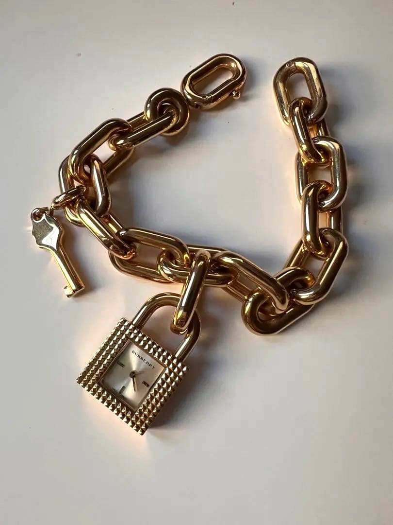 【未使用品】Burberry Lock & Key Watch 電池切れ