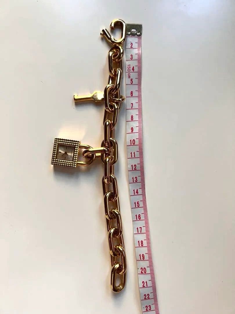【未使用品】Burberry Lock & Key Watch 電池切れ