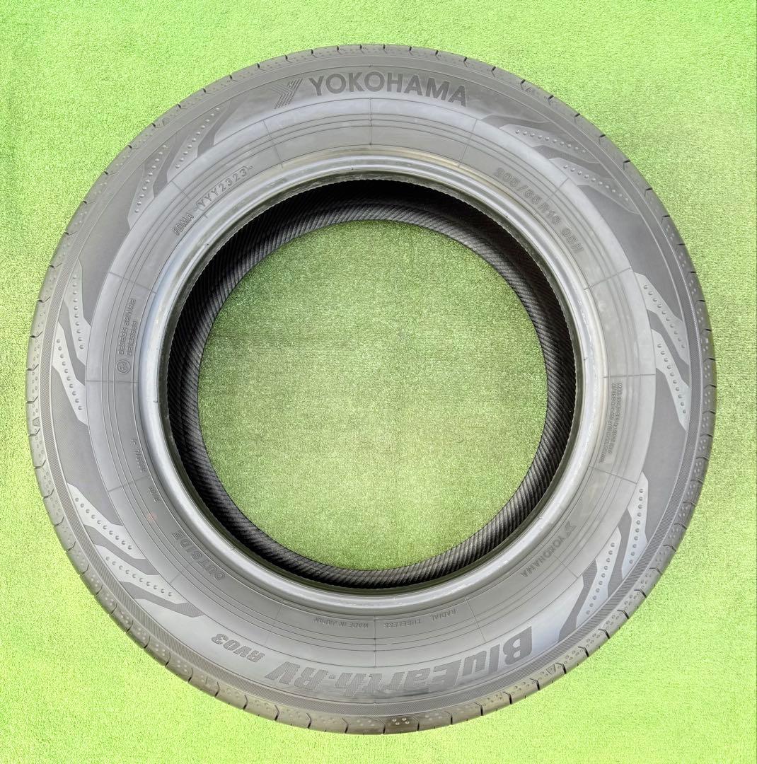 ヨコハマ ブルーアース rv-03．205/65R16. 23年製．深山．4本．