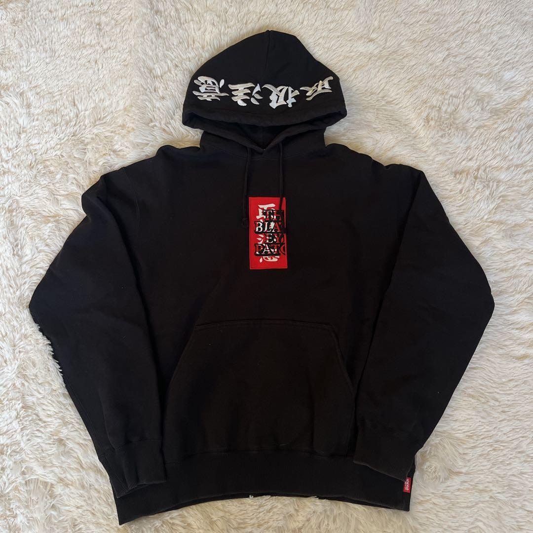ブラックアイパッチ 取扱注意 パーカー フーディ ブラック 刺繍 センターロゴ