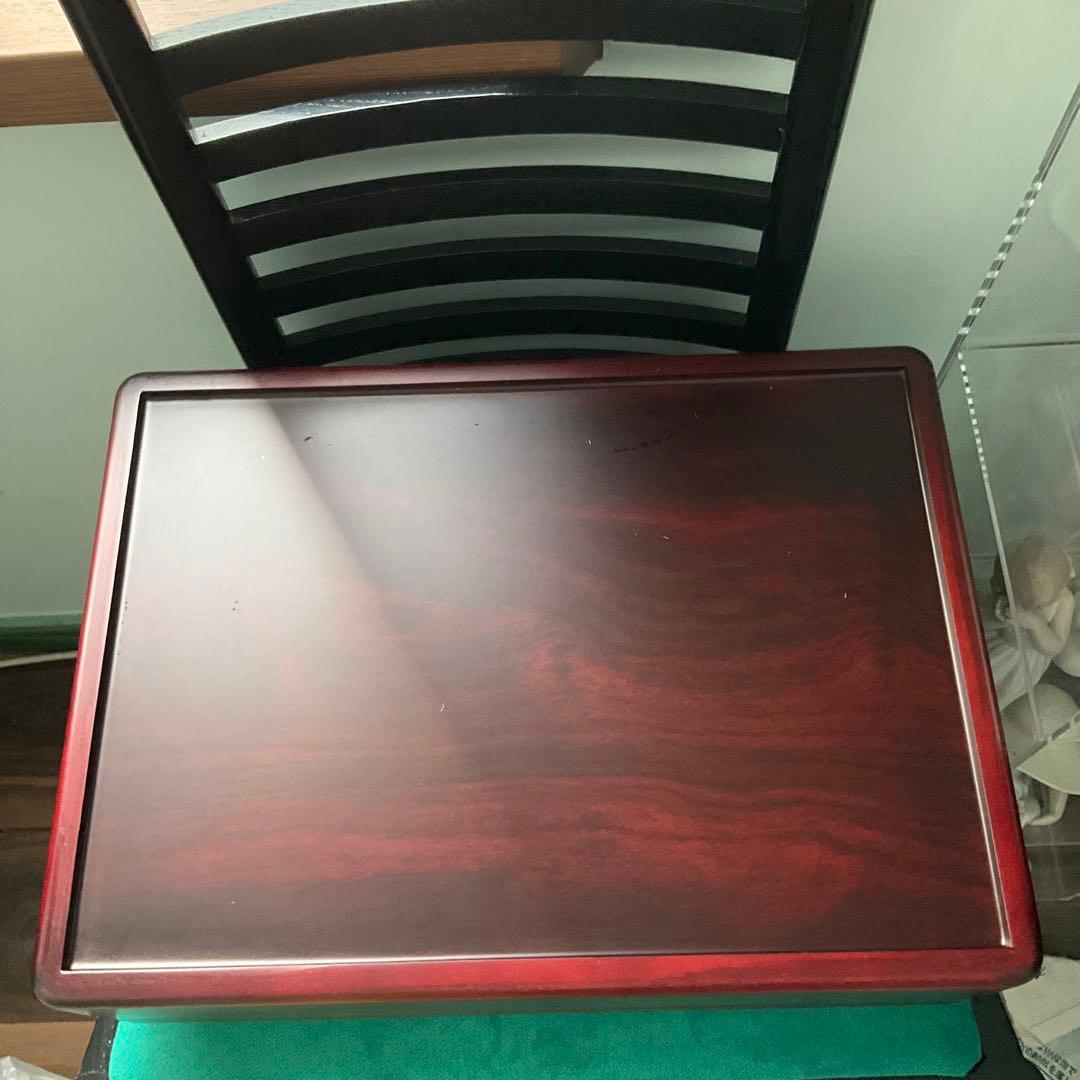 重厚で大変趣の御座います整理箱です。