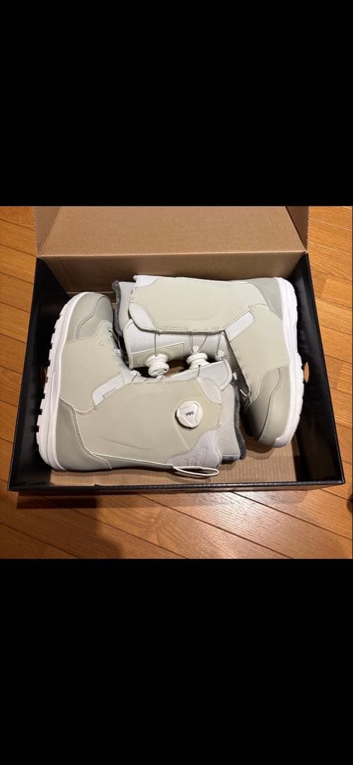 Lasso スノーボードブーツ 10サイズ Bleached/Blanchie