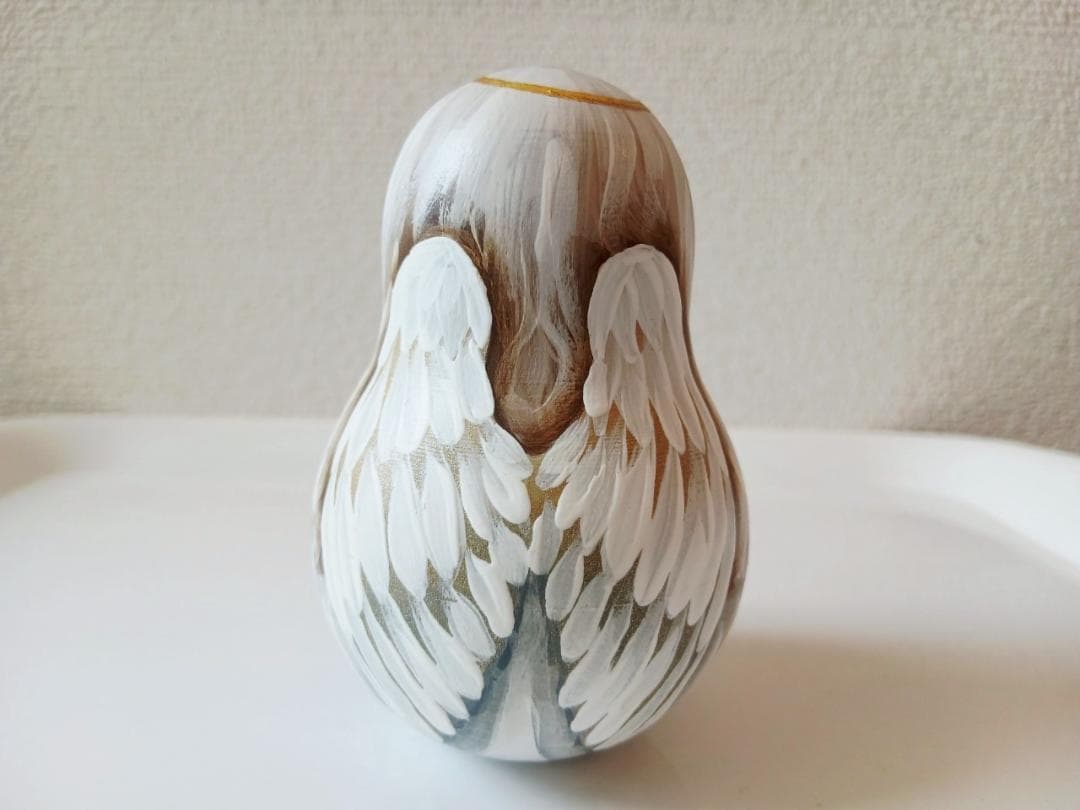 【CBT054】9cm級 おきあがりこぼし(大) スベトラーナうさぎを抱く女の子