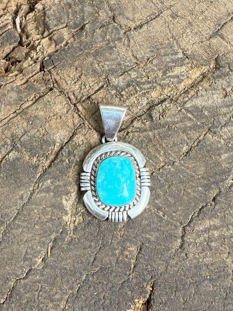 Navajo ナバホ族 インディアンジュエリー　ターコイズ　ペンダントトップ