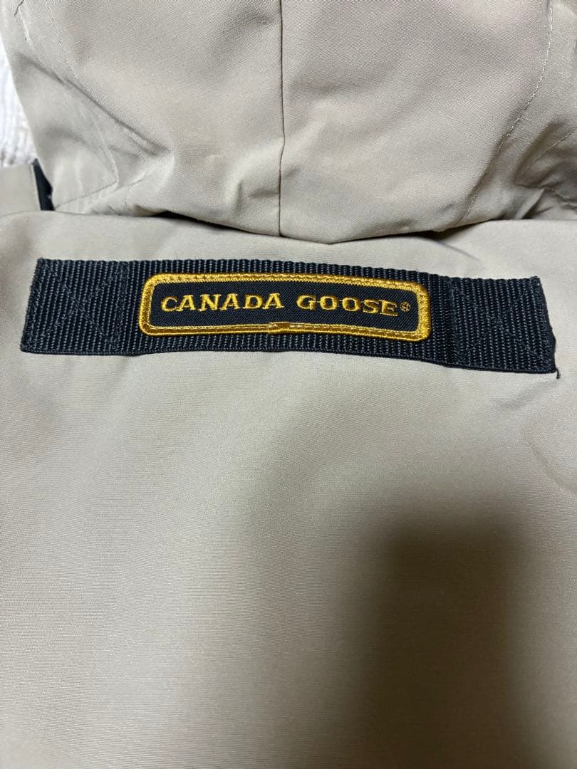 美品   ダウンジャケット ベージュ S レディース