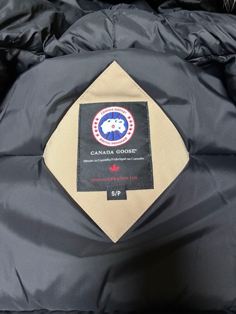 美品   ダウンジャケット ベージュ S レディース