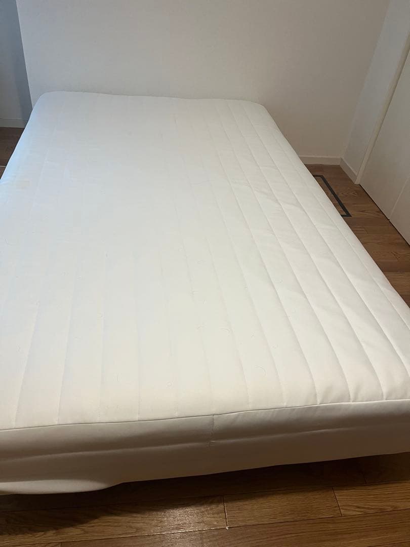 無印脚付きベッド　セミダブル