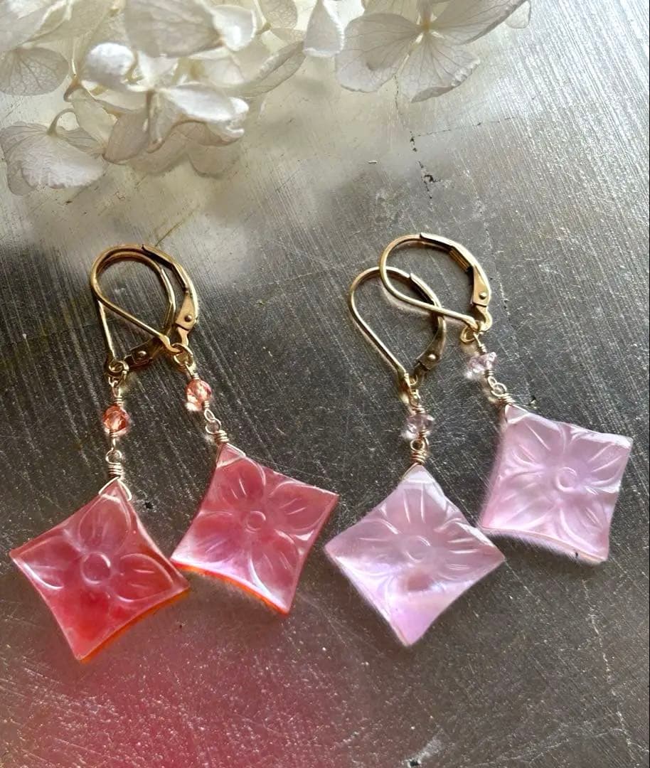 ポメころび✨ピンクアメジスト×MOP＆ドラゴンガーネット他ピアスチャーム