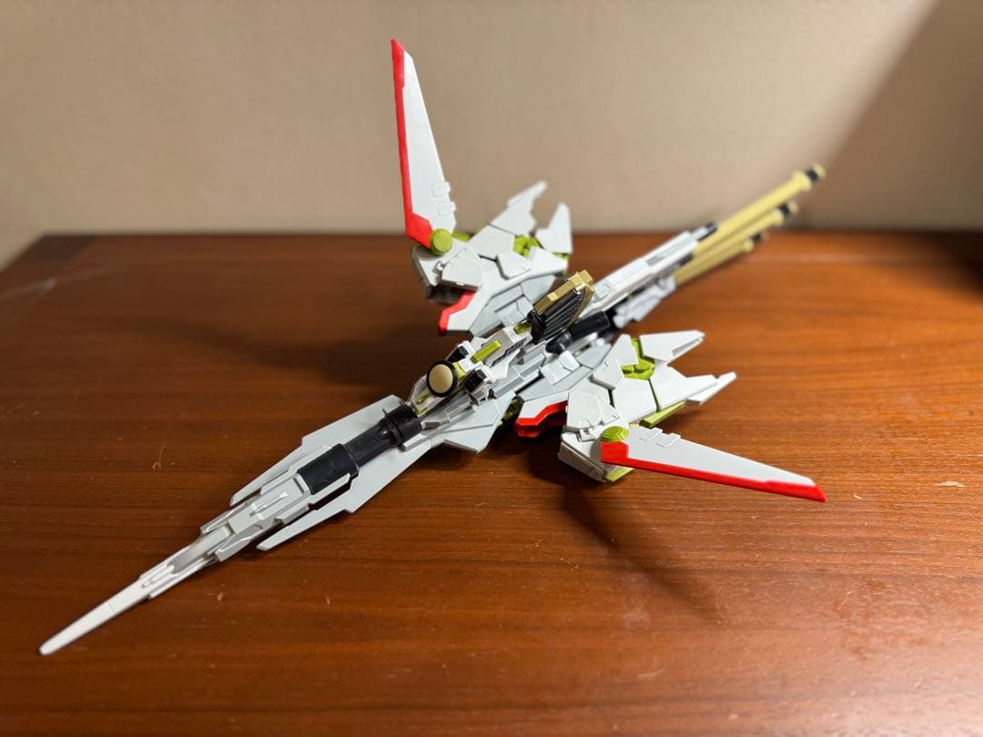 HG デスティニーガンダムSpec-2+ゼウスシルエット組立済み