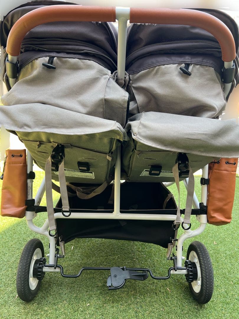 大幅値下げ⭐︎限定販売⭐︎ココダブル/エアバギー/双子/横/グレー 5点式ベルト