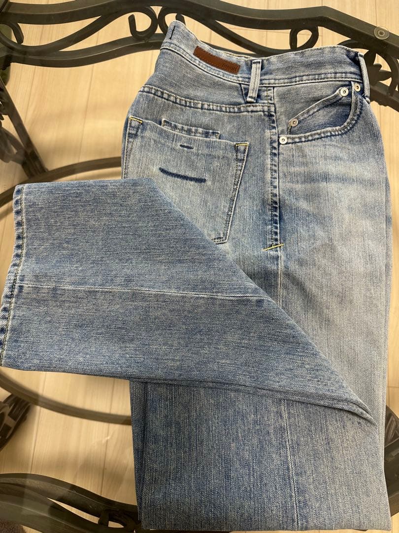 【値下げ】【美品】YANUK ボーイズストレート\"LEA\" / TVS 23