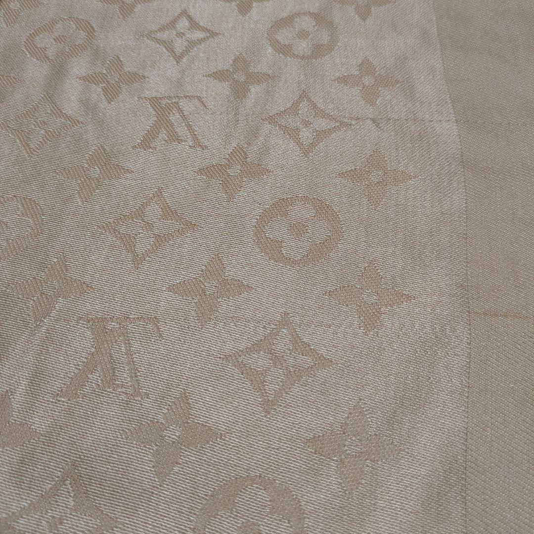 LOUIS VUITTON　ストール