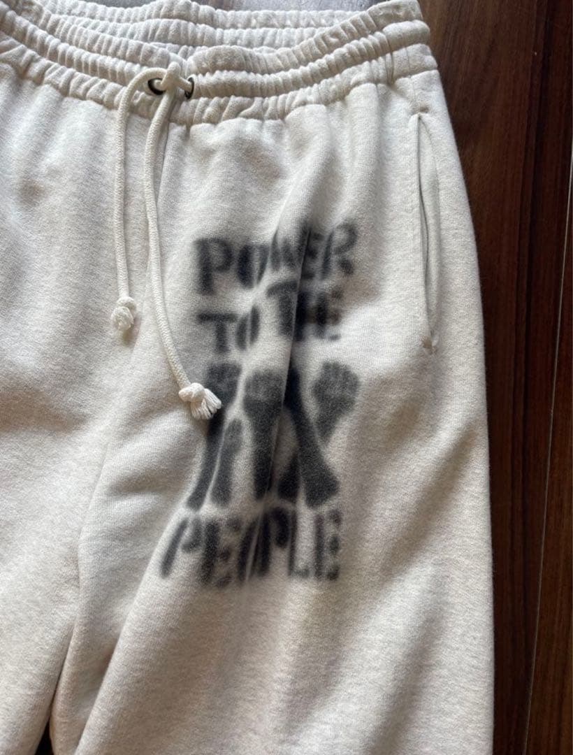 BOWWOW 'POWER TO THE PEOPLE' スウェット