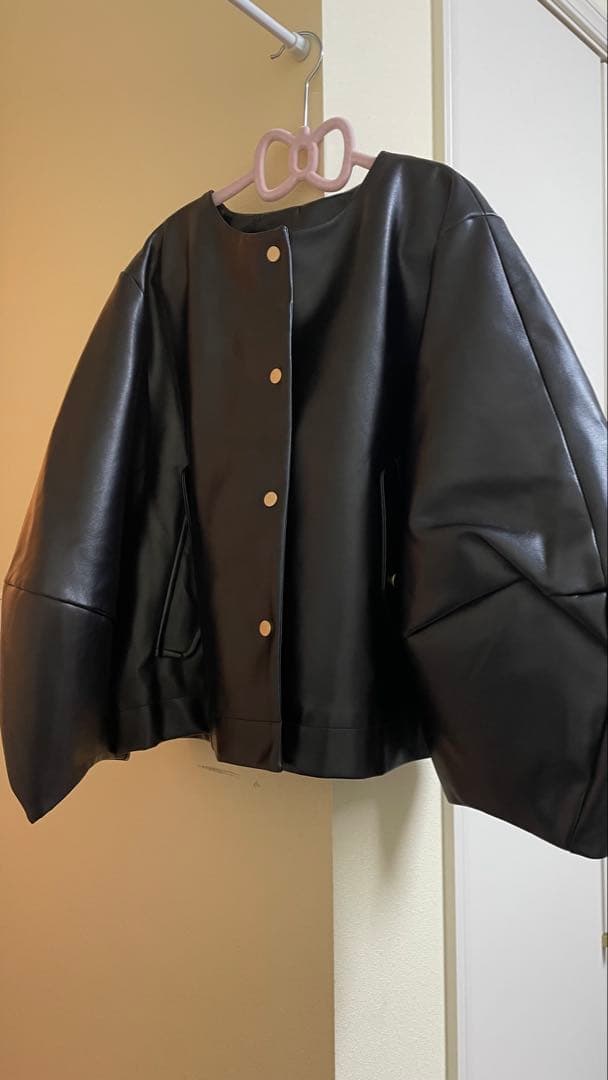 【美品】TREFLE +1 プリーツエコレザージャケット　トレフルワン