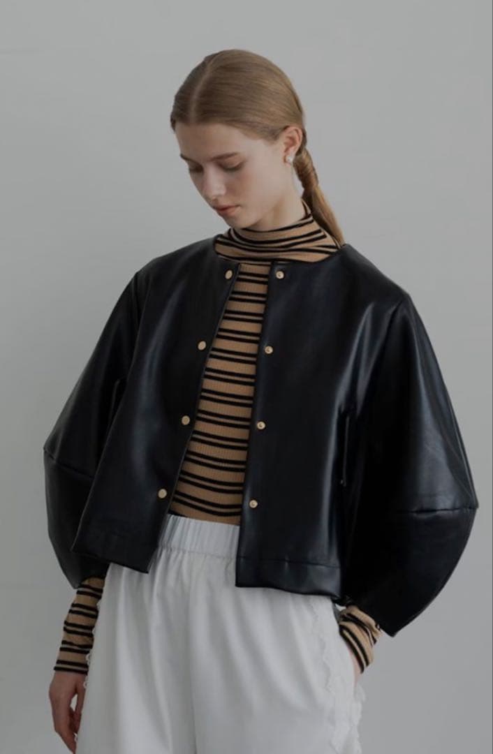 【美品】TREFLE +1 プリーツエコレザージャケット　トレフルワン