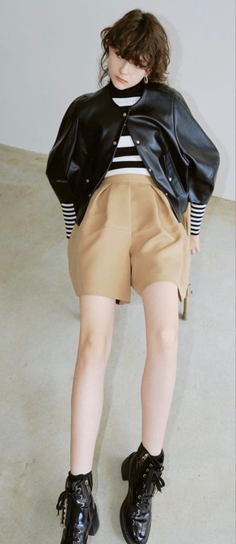 【美品】TREFLE +1 プリーツエコレザージャケット　トレフルワン