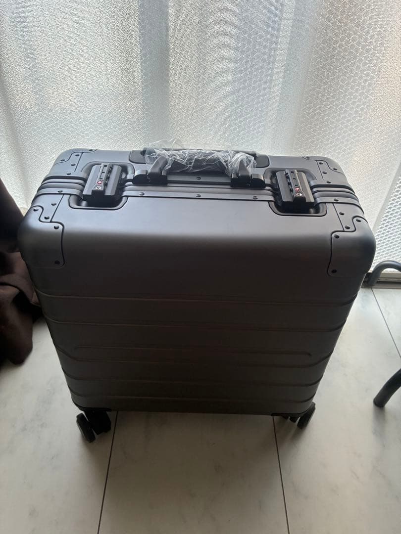 LDUVIN キャリーケース　アルミニウム コンパクトビジネス