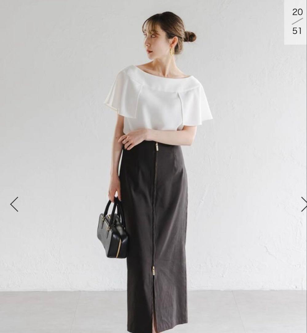 【洗える】スクエアケープスリーブブラウス　ホワイト　新品未使用タグ付き