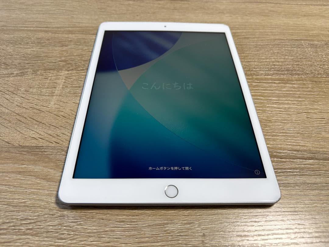Apple iPad 第８世代 Wi-Fi 32GB バッテリー93.5％