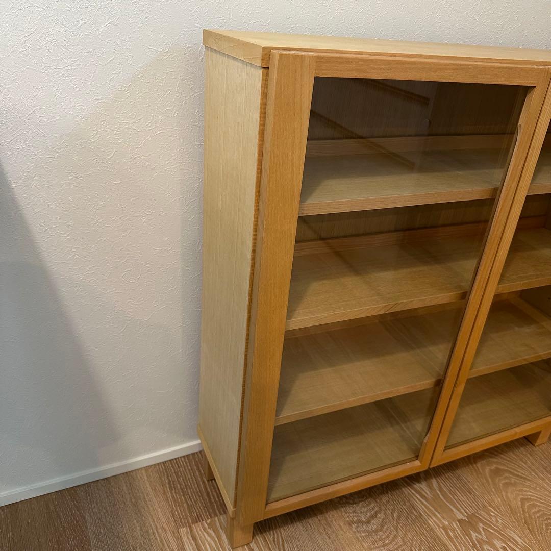 無印良品　オーク材　ガラス扉木製キャビネット　①