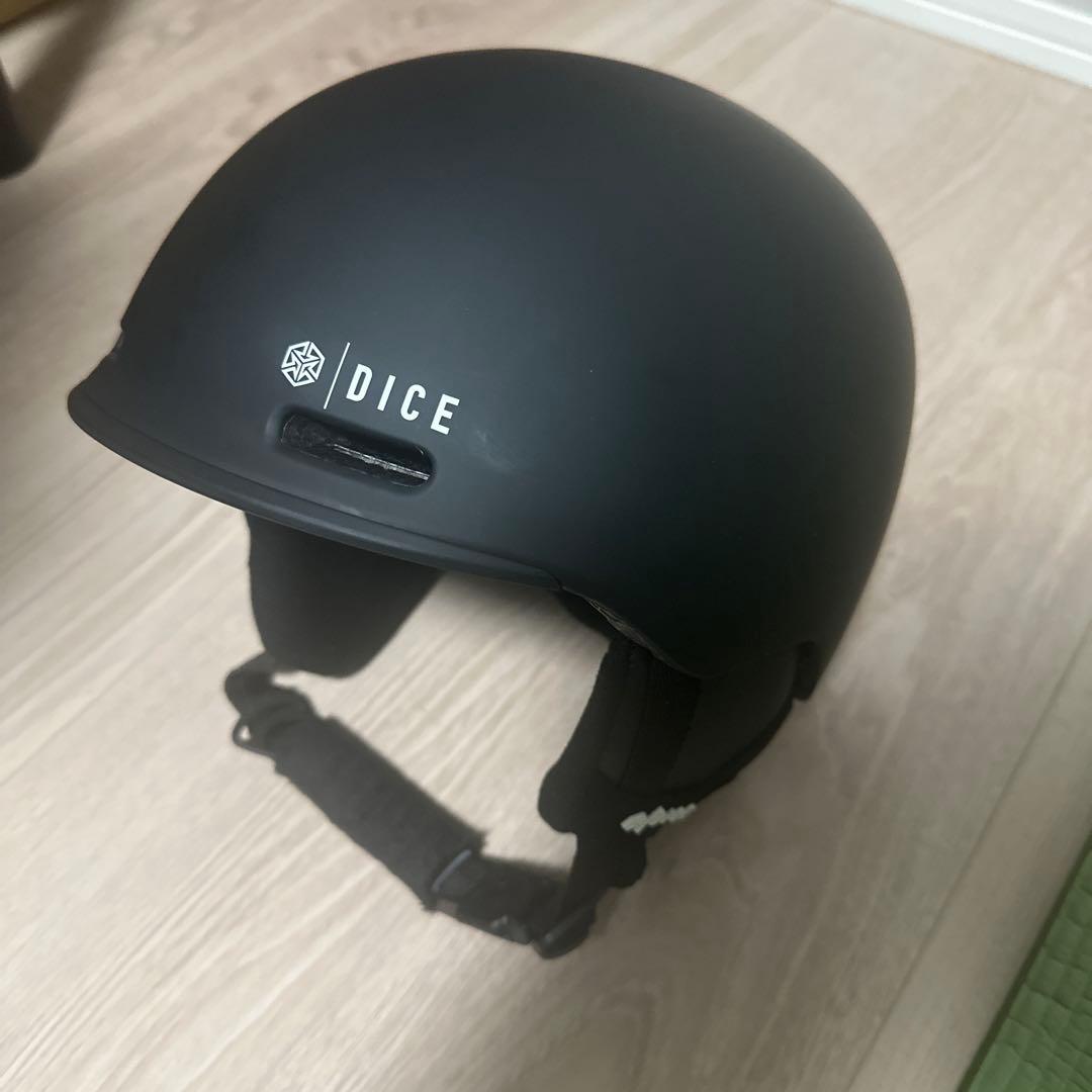 ダイス　DICE D6 スノボード　ヘルメット　Mサイズ