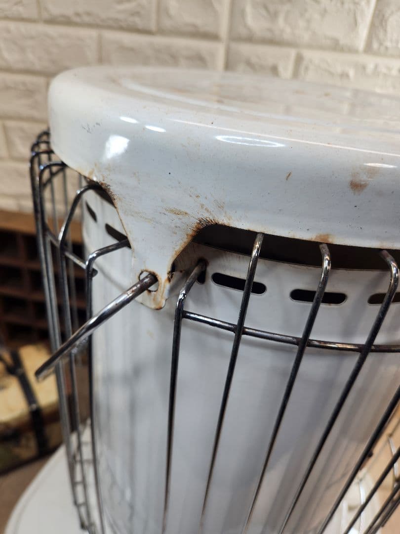 送料無料❤2014⑨■コロナ ホワイト 石油ストーブ 安全ガード付き