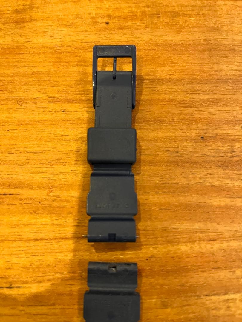 タグホイヤのフォーミュラ1 純正ベルト18mm メンズ用　ブルー