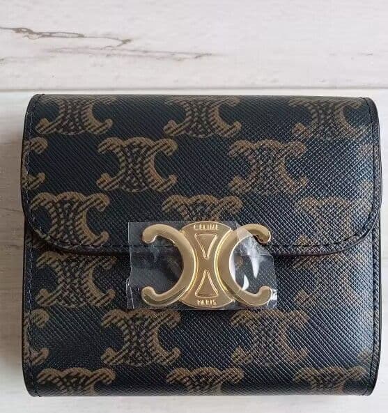 san☀️ ブラウン 三つ折り財布