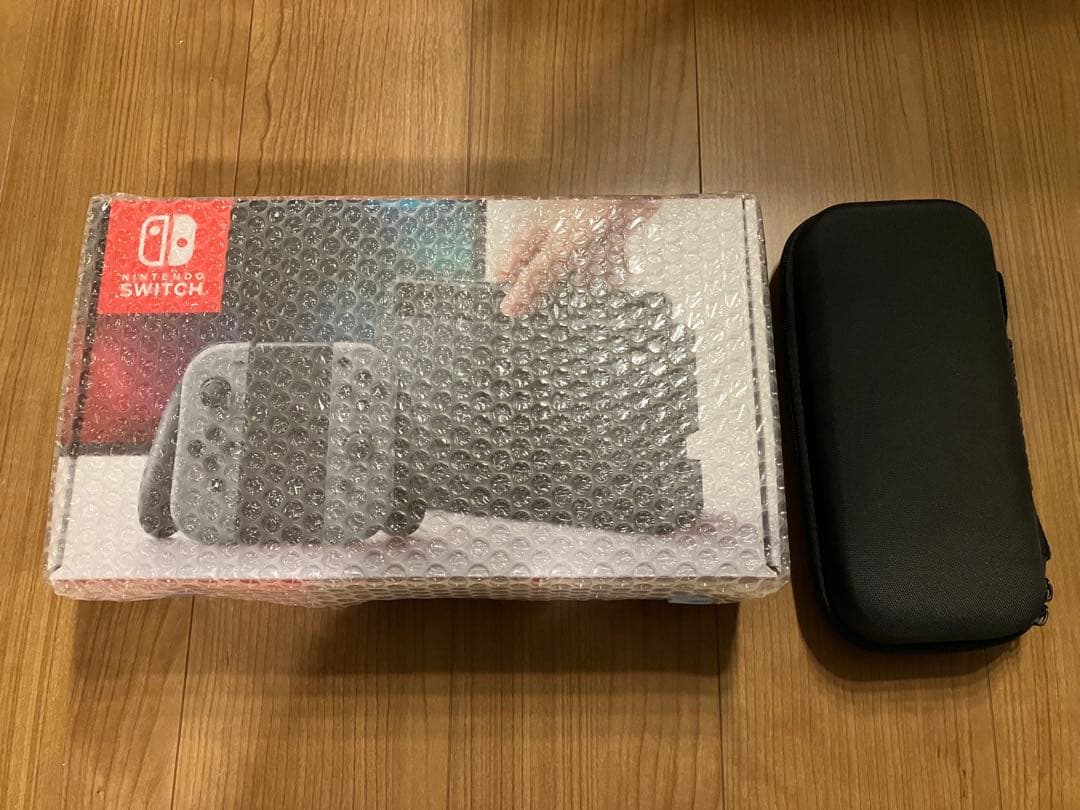 美品 Nintendo Switch 本体 グレー 付属品完備　スイッチ本体