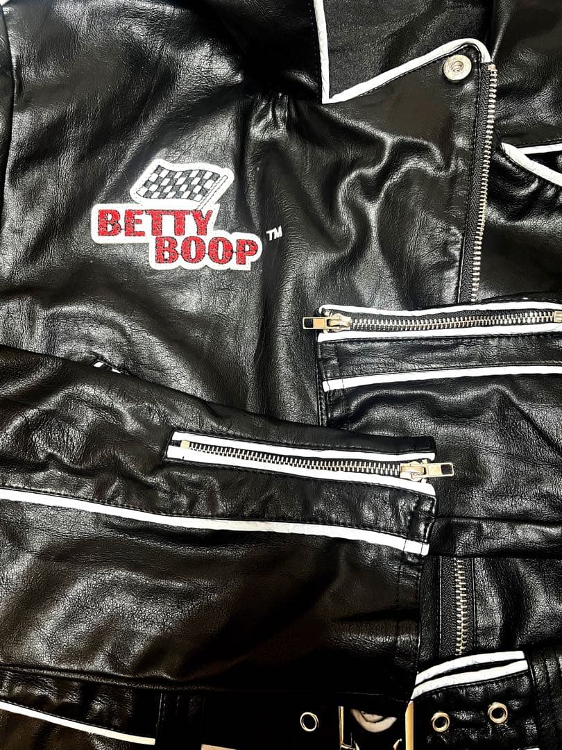 ROMWE Betty Boop ショート丈刺繍ライダースジャケット y2k