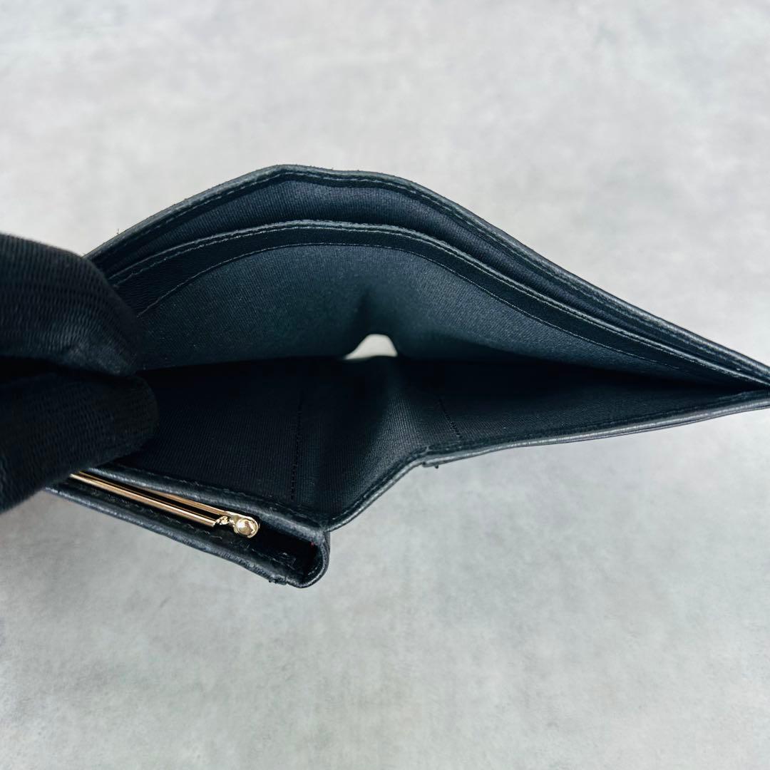 廃盤✨Paul Smith マーガレットプリントトリム がま口 三つ折り財布②