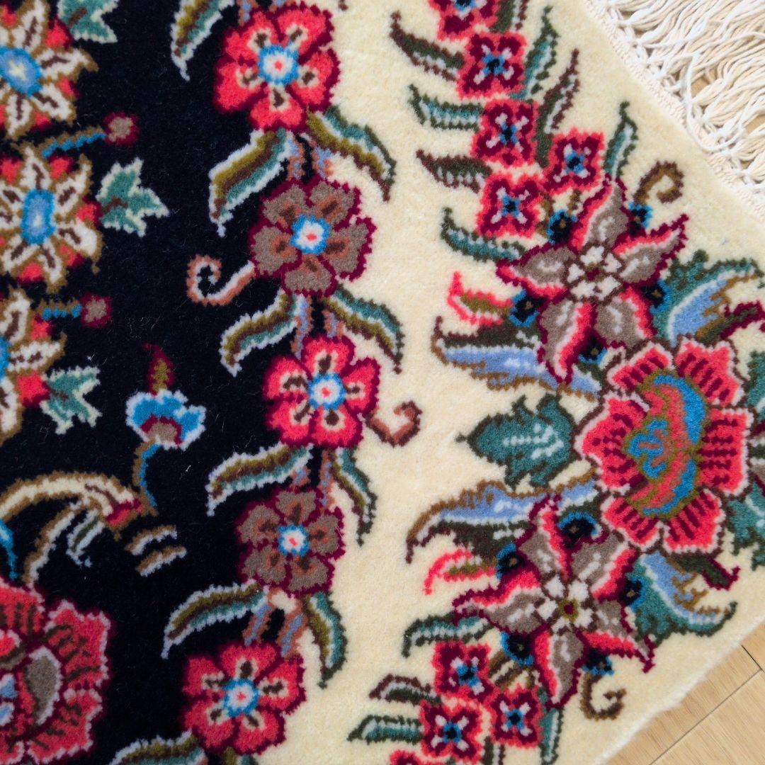 60x90cmペルシャ手織り・クム・マット(995)玄関・ラグ・絨毯・じゅうたん