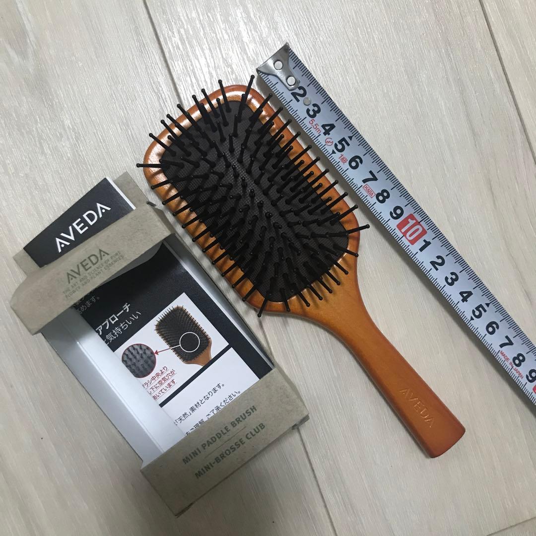 新品　AVEDA familiar ミニパドルブラシ　ファミリア　限定　完売