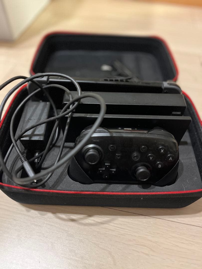 NintendoSwitch 本体　ケース　プロコン付き