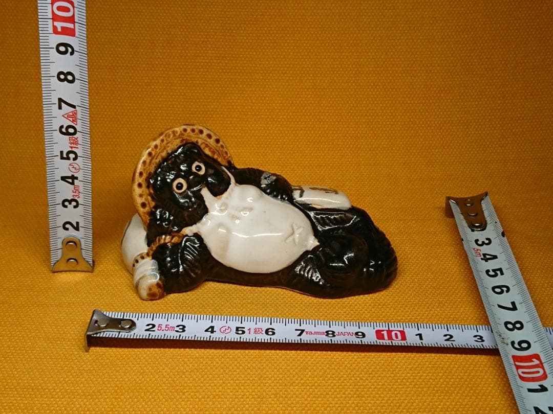 人形　たぬき　狸　陶器　オブジェ　置物　インテリア　工芸品　美術品　A1112