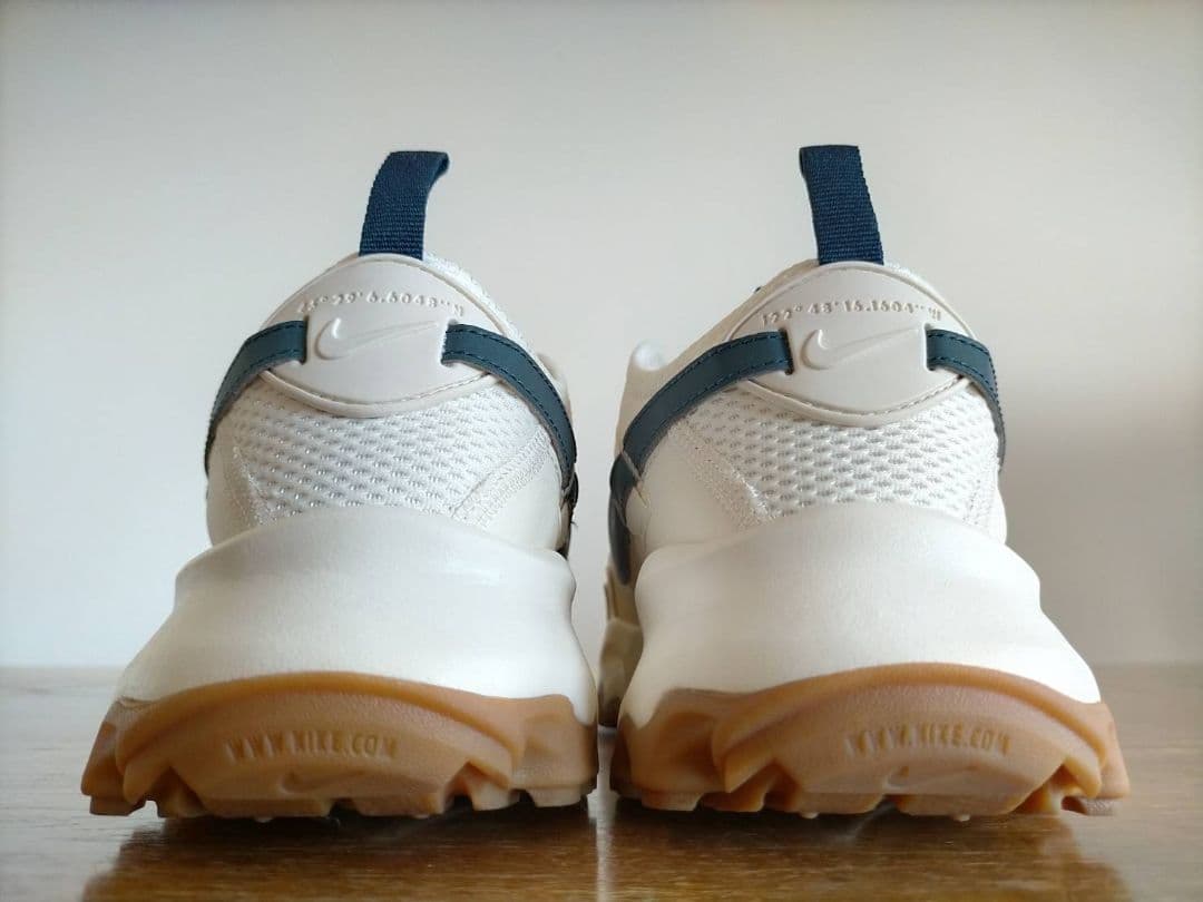 NIKE　ナイキ　 TC 7900　アイボリー×ネイビー　25.0cm