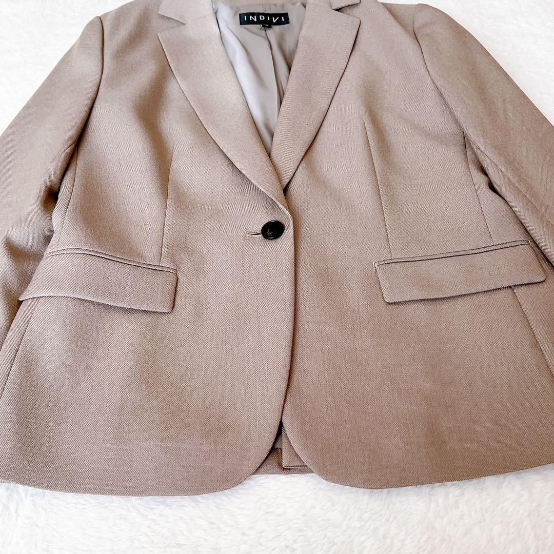 未使用級✨インディヴィ パンツスーツ セットアップ　ベージュ　Mサイズ　洗える
