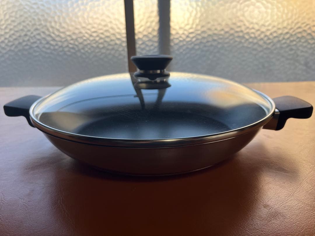 パエリアのおこげも羽付餃子もくっ付かない！アムウェイノンスティックグリルパン