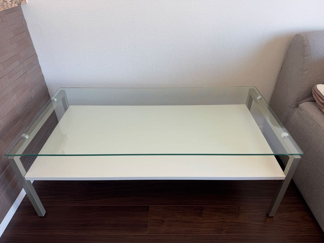 ニトリ ガラステーブル