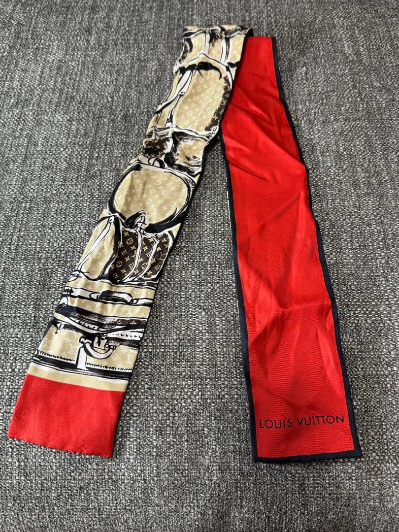 ルイ・ヴィトン バンドー・トランク レッド×マロン シルク100% スカーフ