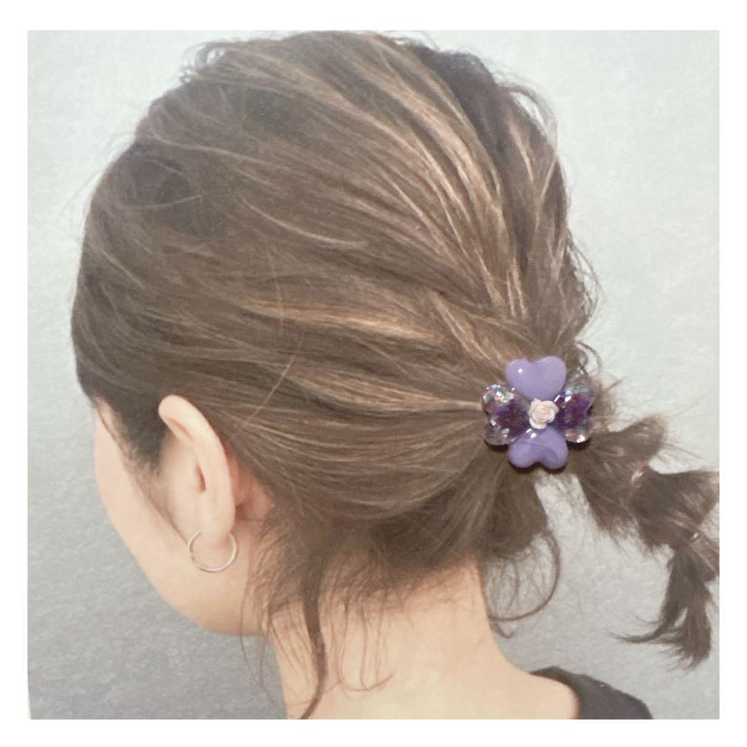 No 951❣️可愛いハート型レジンヘアゴム❣️٩(๑❛ᴗ❛๑)۶❣️