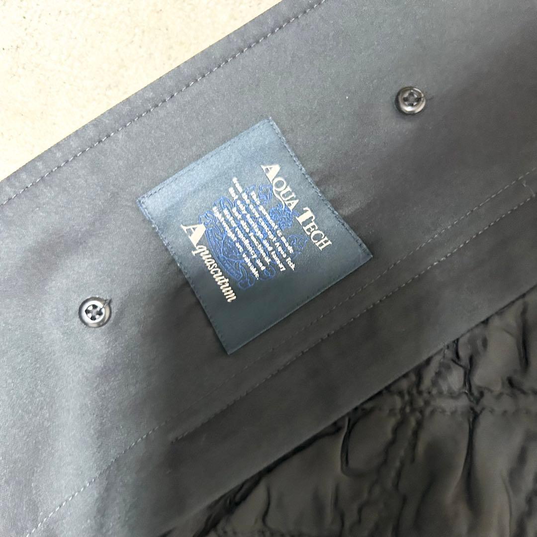 美品　アクアスキュータム　トレンチコート　キルティングライナー付　ベルト　玉虫色