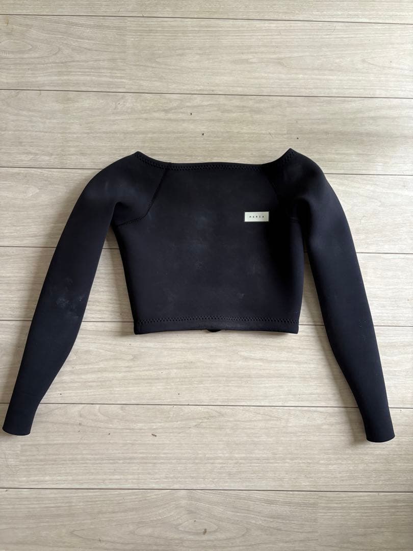 mariawetswuit タッパー