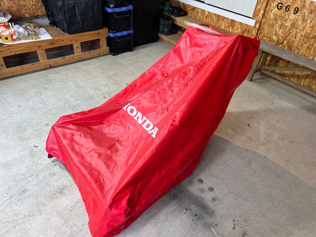 ホンダ 除雪機 赤 キャタピラ式