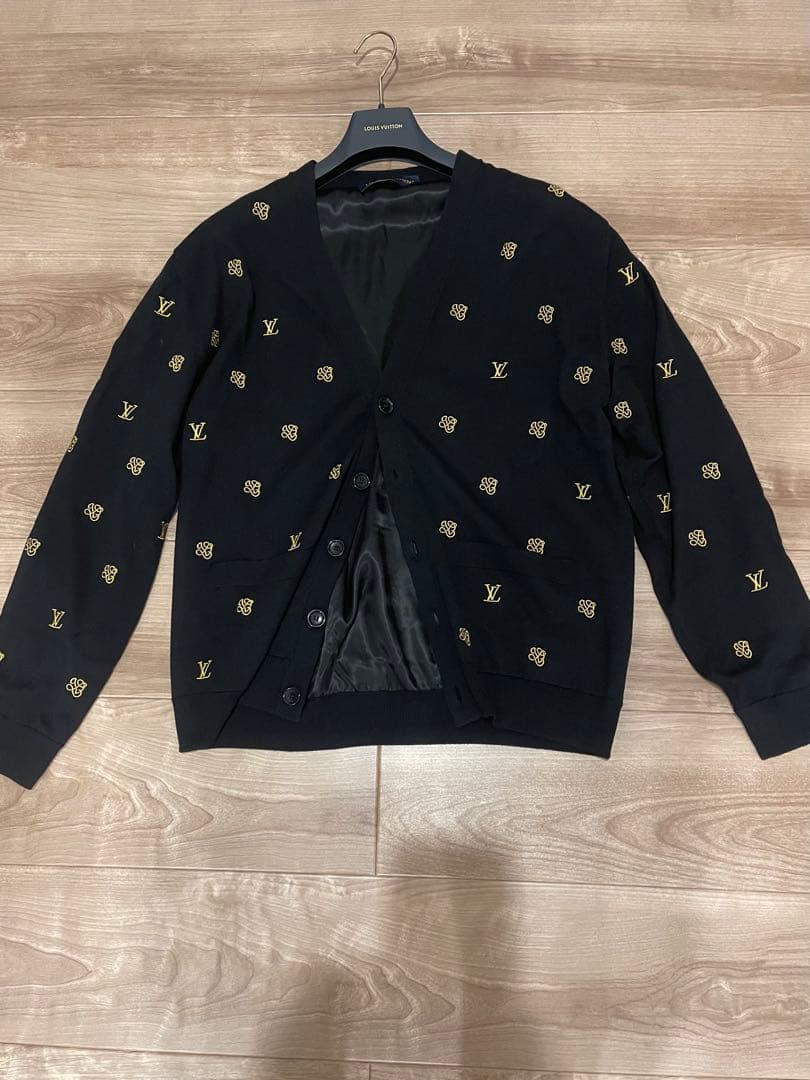 【極美品】ルイ・ヴィトン　エンブロイダードウールカーディガン